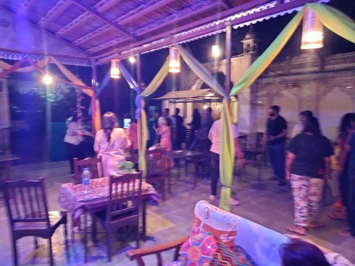 什克哈瓦提酒店 Mandāwa 外观 照片